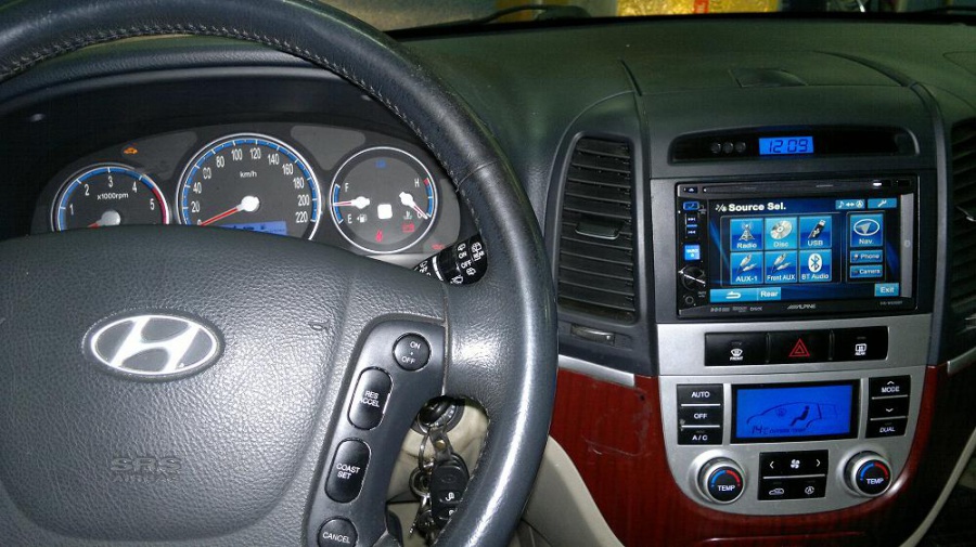 Hyundai Santa Fe.jpg